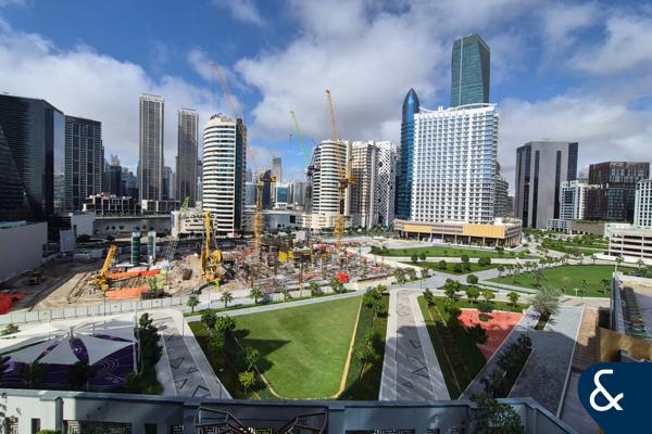 Close to Downtown | Furnished | Vacant